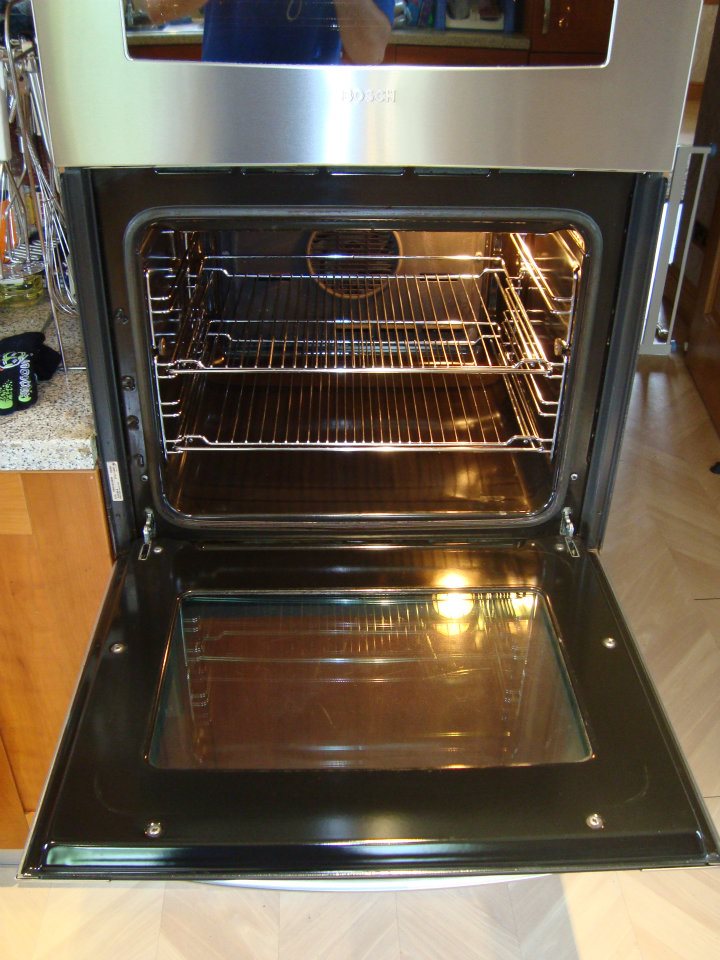 clean oven with ammonia